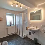 Beim Gangolfsturm Апартаменты Hollfeld